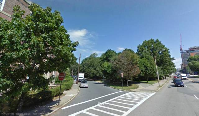 Parkway Road Before The Bike Sign